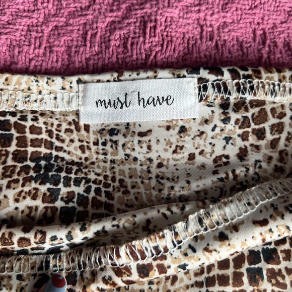 Animal print satin-ish midi skirt - Picture 3 of 4